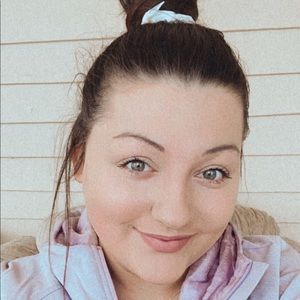 Meet your Posher, Leah